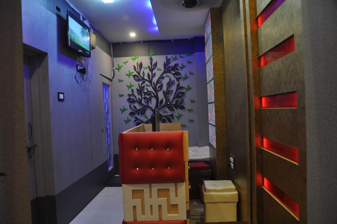 Hotel Golden Inn Balangir Экстерьер фото