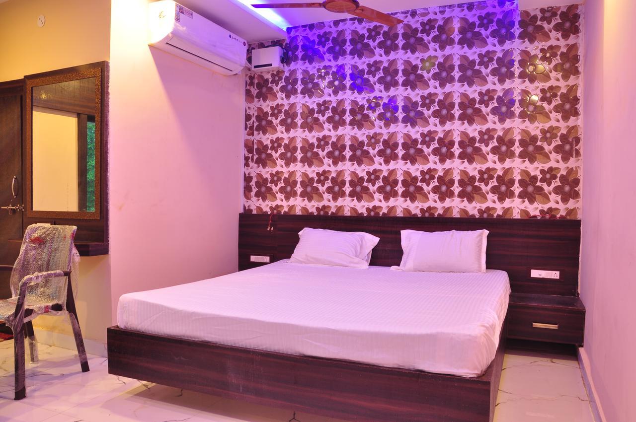Hotel Golden Inn Balangir Экстерьер фото